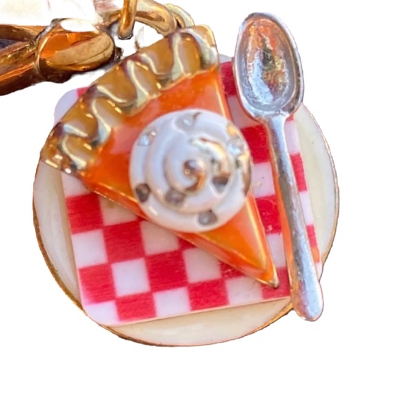Juicy Couture Jewelry - Juicy Couture LE 2011 PUMPKIN PIE HOLIDAY CHARM
